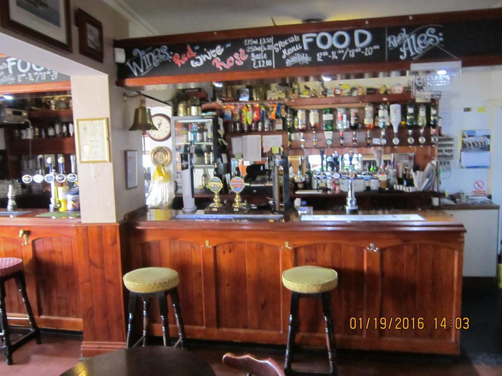 Queen Mary Inn プール エクステリア 写真